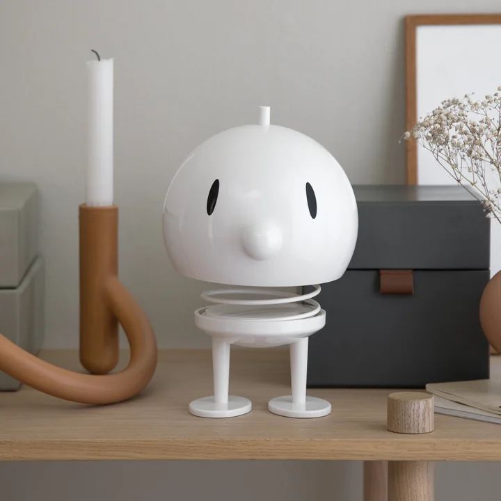 Bumble von Hoptimist auf dem Sideboard