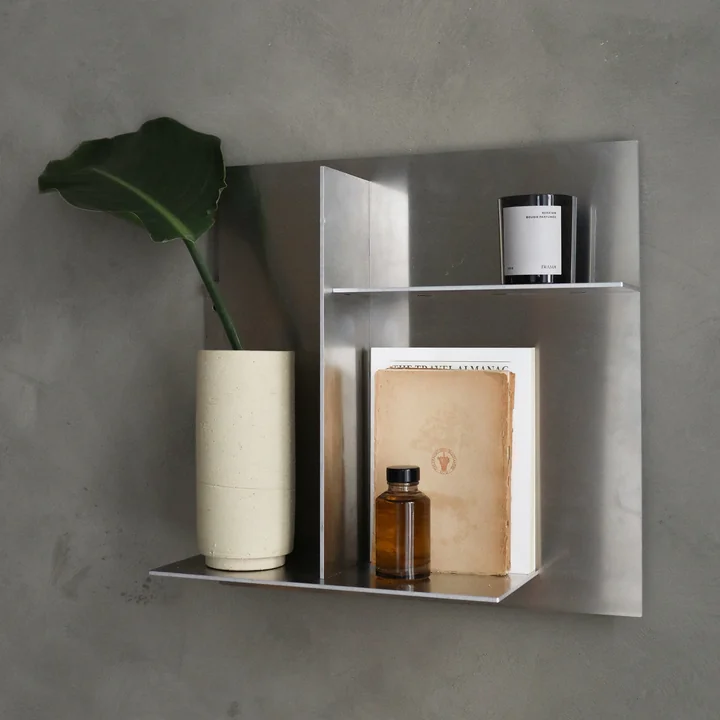 Das Rivet Typecase von Frama an der Wand