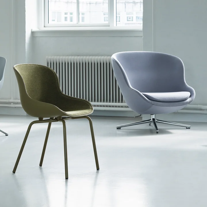 Die Hyg Stühle und Sessel von Normann Copenhagen stehen für Wärme und Komfort