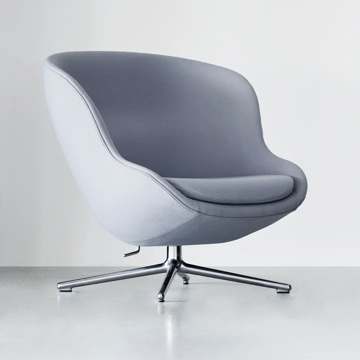 Der Hyg Lounge-Sessel von Normann Copenhagen bietet maximalen Sitzkomfort