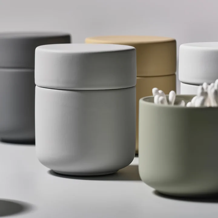 Ume Gefäß mit Deckel von Zone Denmark