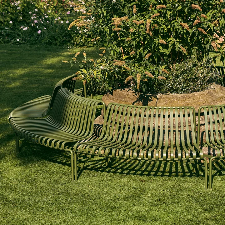 Palissade Park Dining Bench Out / Out von HAY in der Farbe olive