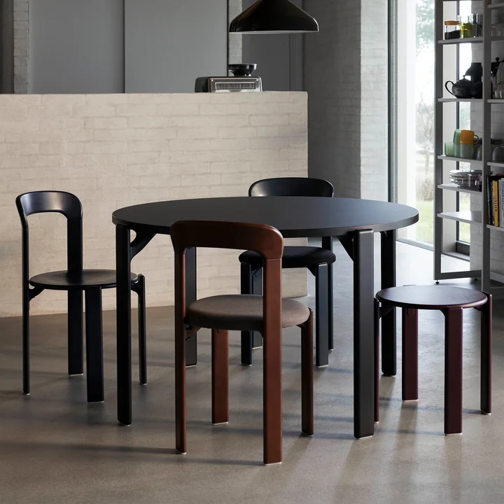 Rey Esstisch, Ø 128,5 cm, deep black / Laminat vulcano von HAY