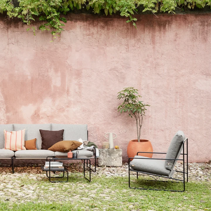 Desert Outdoor Sessel und Ando Topf von Ferm Living