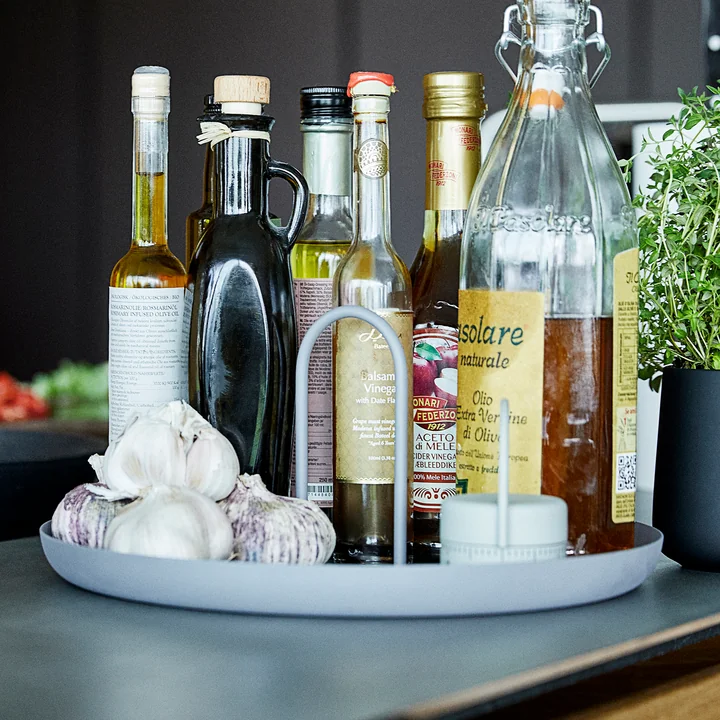 Singles Tablett, Ø 30 x 13 cm, cool grey von Zone Denmark