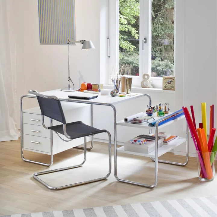 S 285 Schreibtisch von Thonet