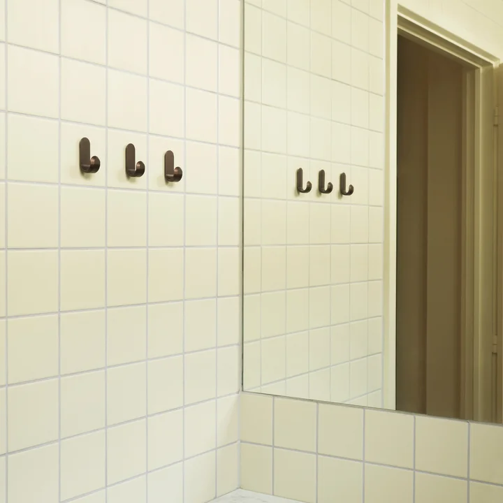 Curve Wandhaken von Normann Copenhagen