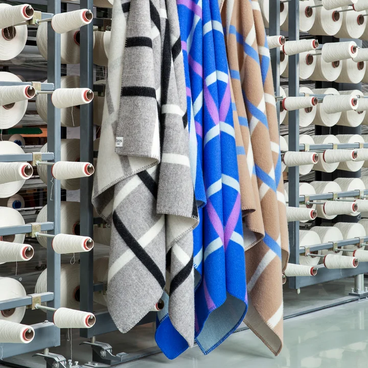 Knut Wolldecke, 135 x 200 cm, Gruppe von Røros Tweed 