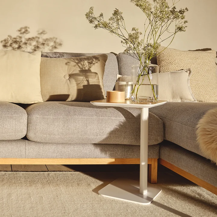 Rina Beistelltisch von Collection in der Ausführung weiß