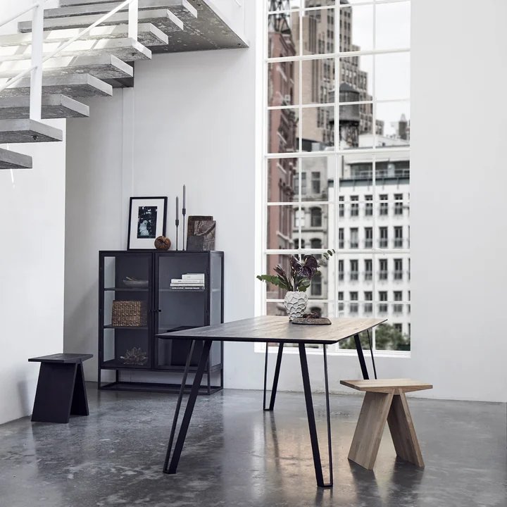 Angle Hocker des Labels Muubs