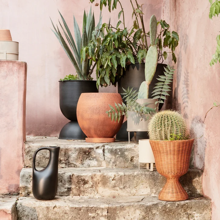 Agnes Blumenständer geflochten, H 45 cm, natur von Ferm Living