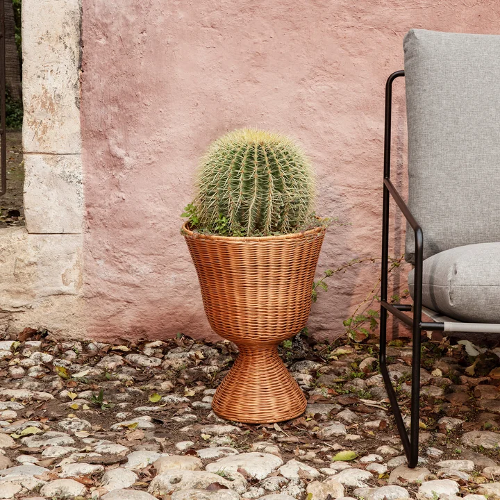 Agnes Blumenständer geflochten, H 45 cm, natur von Ferm Living