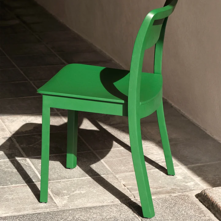 Der Pastis Stuhl des Labels HAY