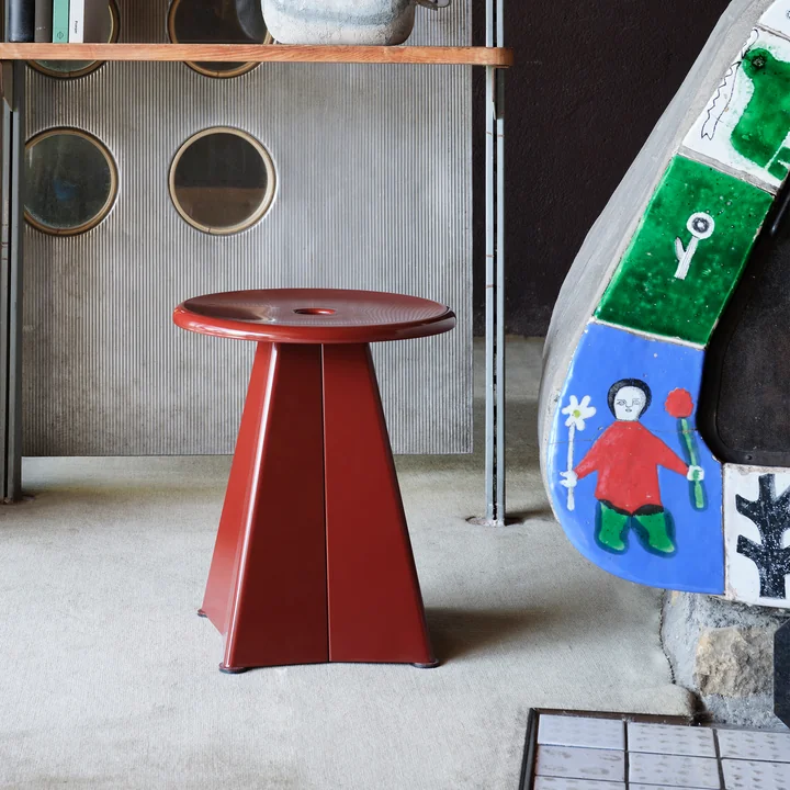 Tabouret Métallique Hocker von Vitra in der Ausführung japanese red