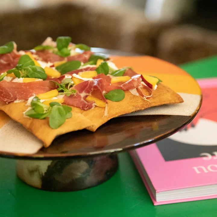 70's Schale mit Fuß von HKliving in der Ausführung retro wave