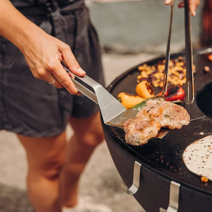 Der Wender für den Grill von höfats
