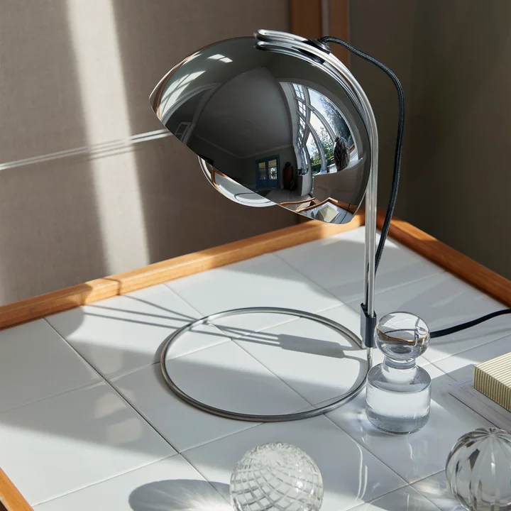 &Tradition - FlowerPot Tischleuchte VP4, verchromt