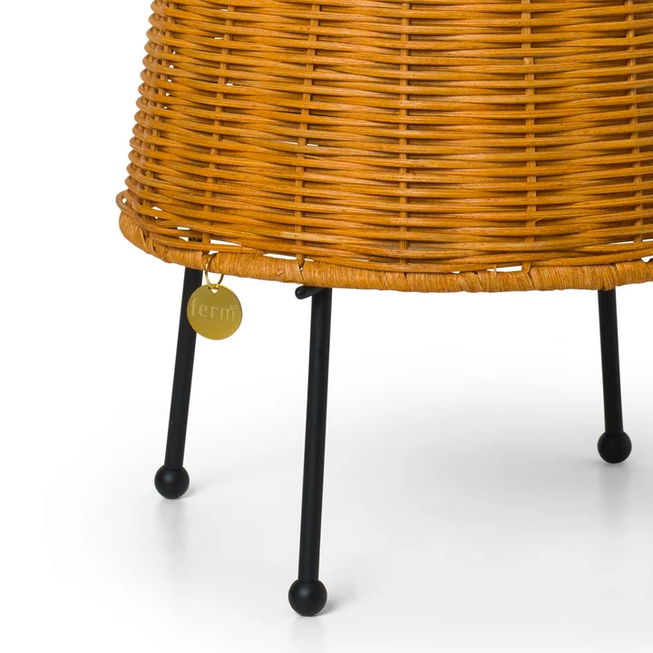 Porti LED Tischleuchte Rattan von Ferm Living