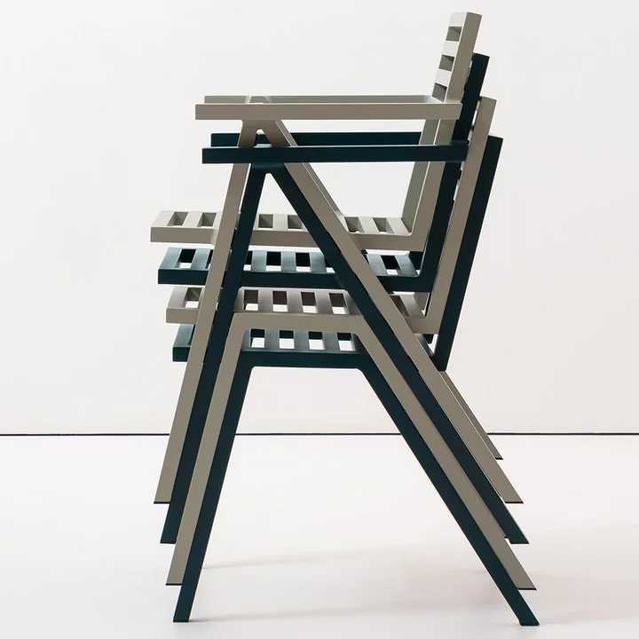 NINE - Outdoor Stacking Armchair