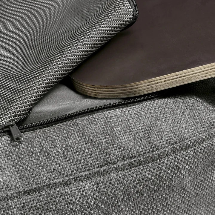 Grow Outdoor Sofa 1-Sitzer, coal von Blomus