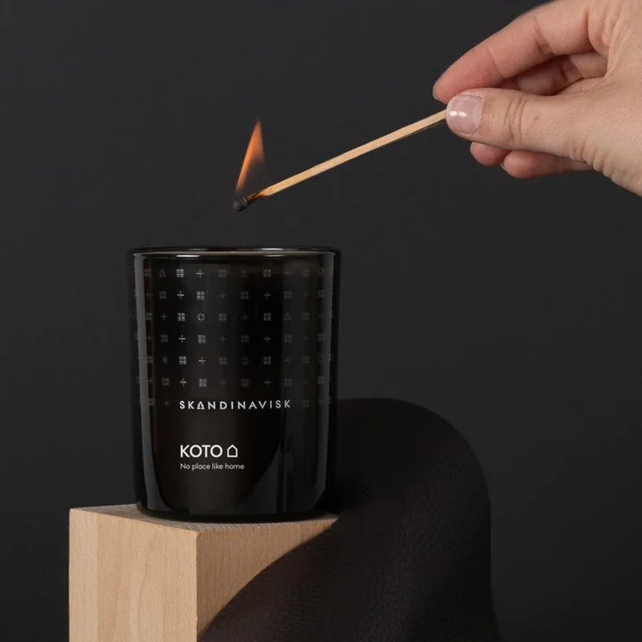Duftkerze mit Deckel von Skandinavisk