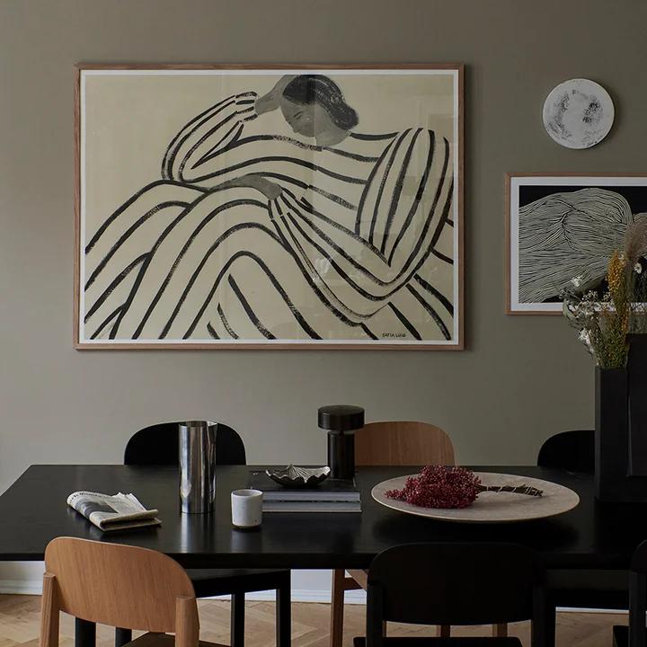 Waiting von Sofia Lind für The Poster Club