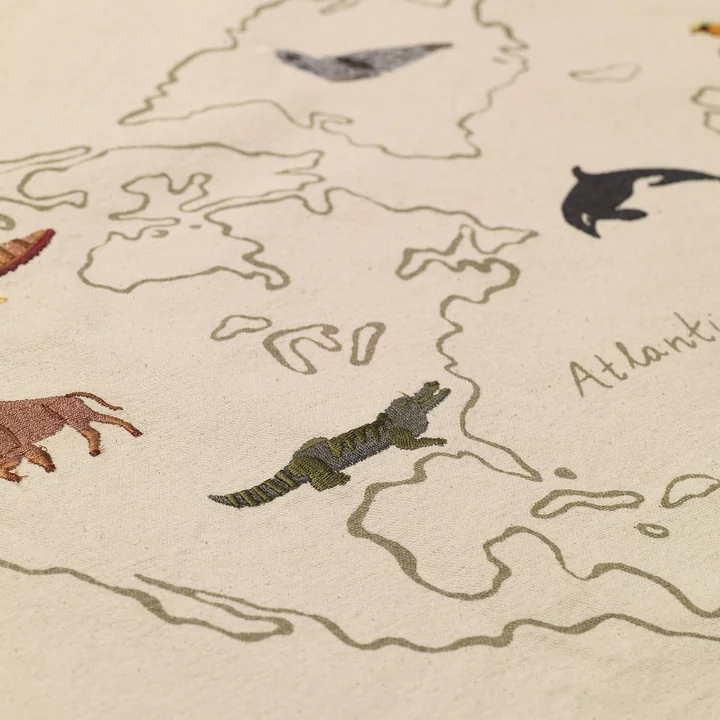 The World Stofflandkarte, off-white von Ferm Living