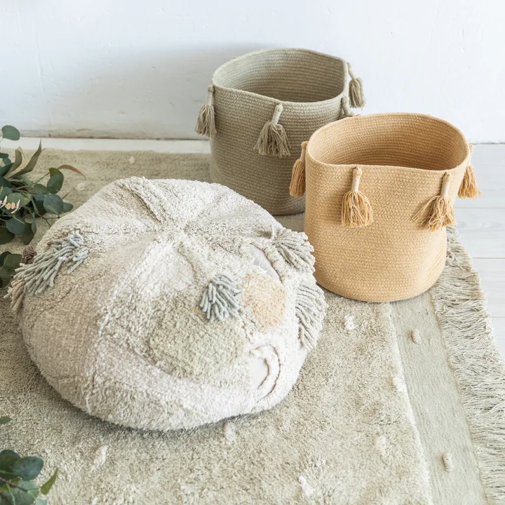 Mossy Rock Pouf, Ø 50 cm, grün / beige von Lorena Canals