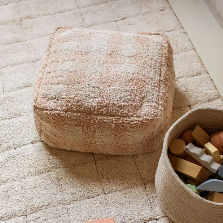 Vichy Pouf, 40 x 40 cm, honey von Lorena Canals