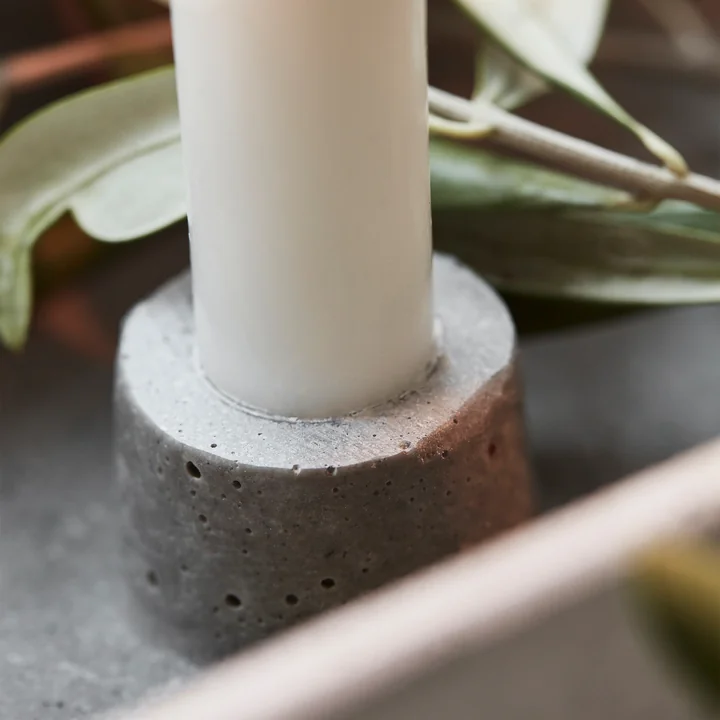 Marb Kerzenständer von House Doctor in der Farbe grau