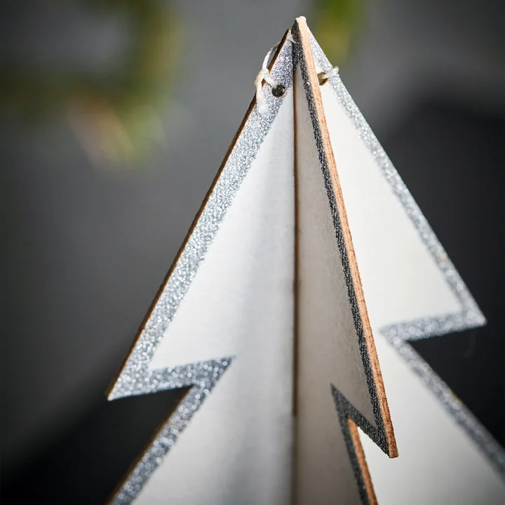 Threed Ornamente von House Doctor in der Ausführung weiß / silber (2er-Set)