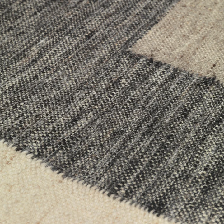 Counter Teppich, charcoal / off-white von Ferm Living