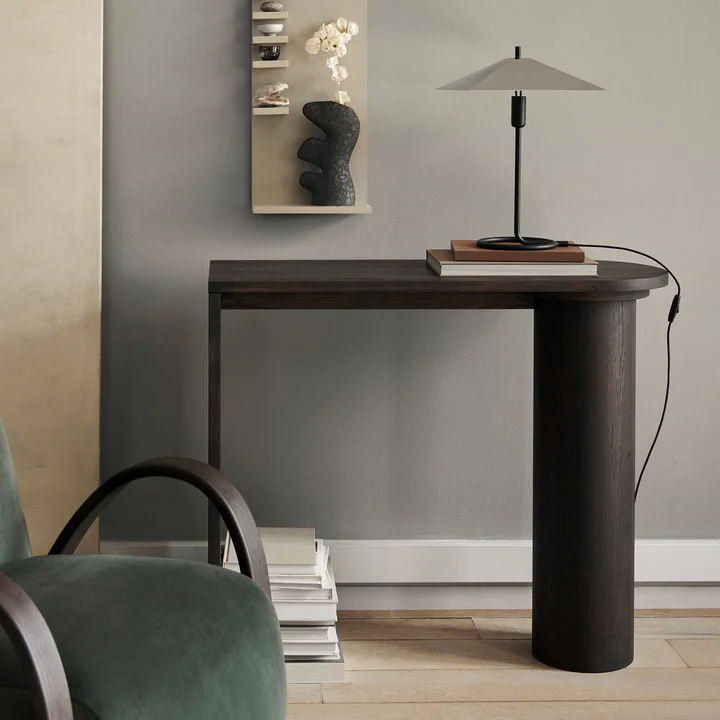 Pylo Konsolentisch, Eiche dunkel gebeizt von Ferm Living