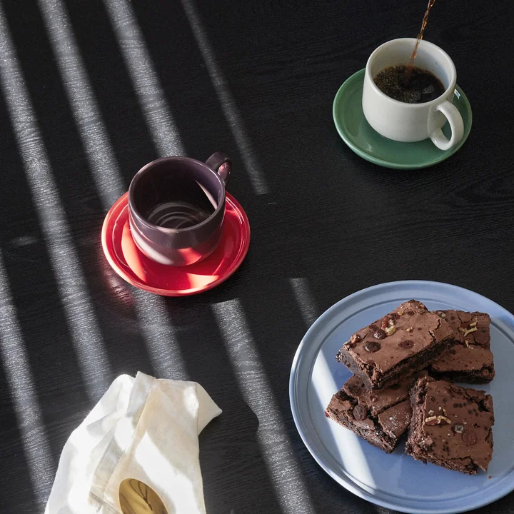 Hübsch Interior - Amare Tasse mit Untersetzer