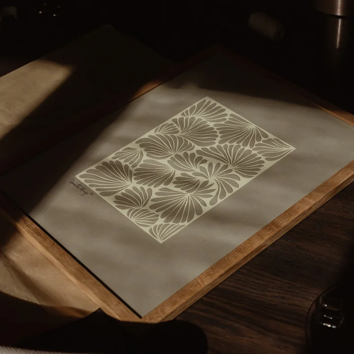 Flowers No. 01 von Little Detroit für The Poster Club