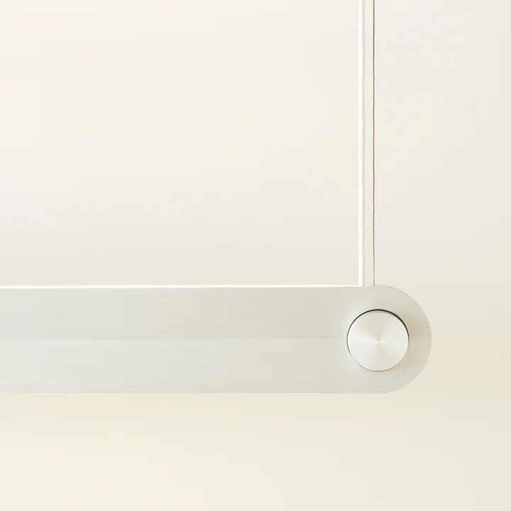 Dim Linear Pendelleuchte, aluminium gebürstet von Normann Copenhagen
