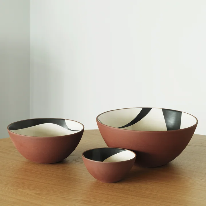 Line Schale, red clay von Normann Copenhagen 