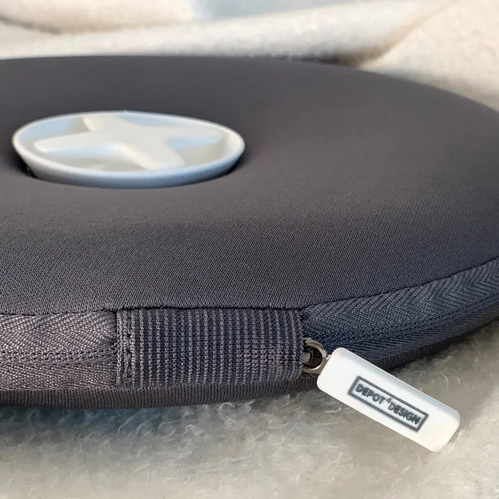 Pill Wärmflasche von Authentics