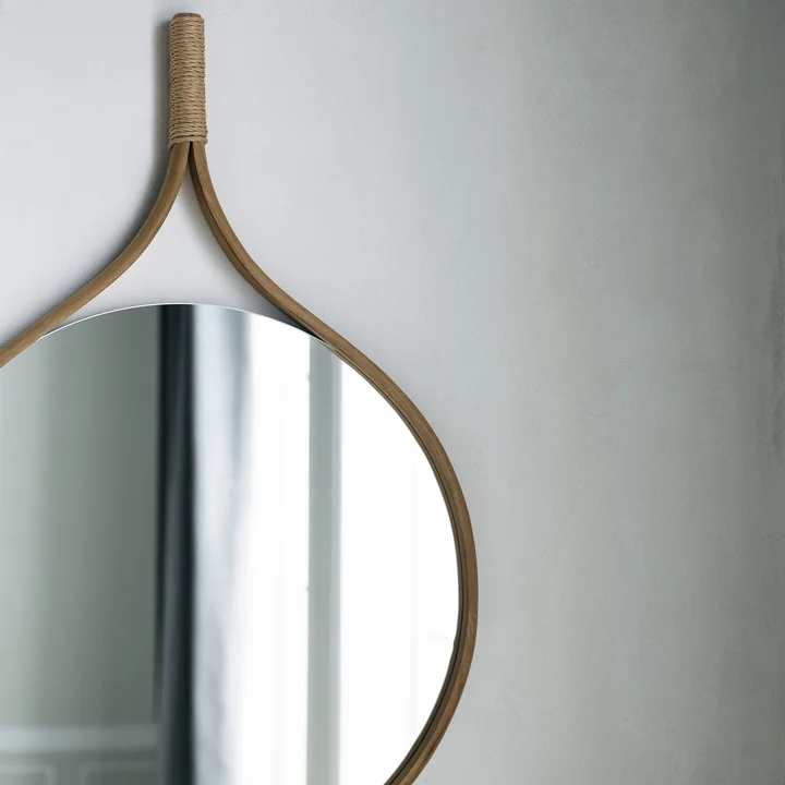 Bolia - Racquet Wandspiegel 101 x 70 x 5 cm rund, Eiche geseift