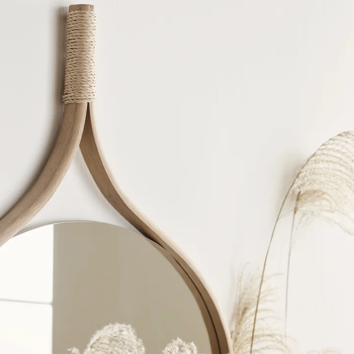 Bolia - Racquet Wandspiegel 101 x 70 x 5 cm rund, Eiche geseift