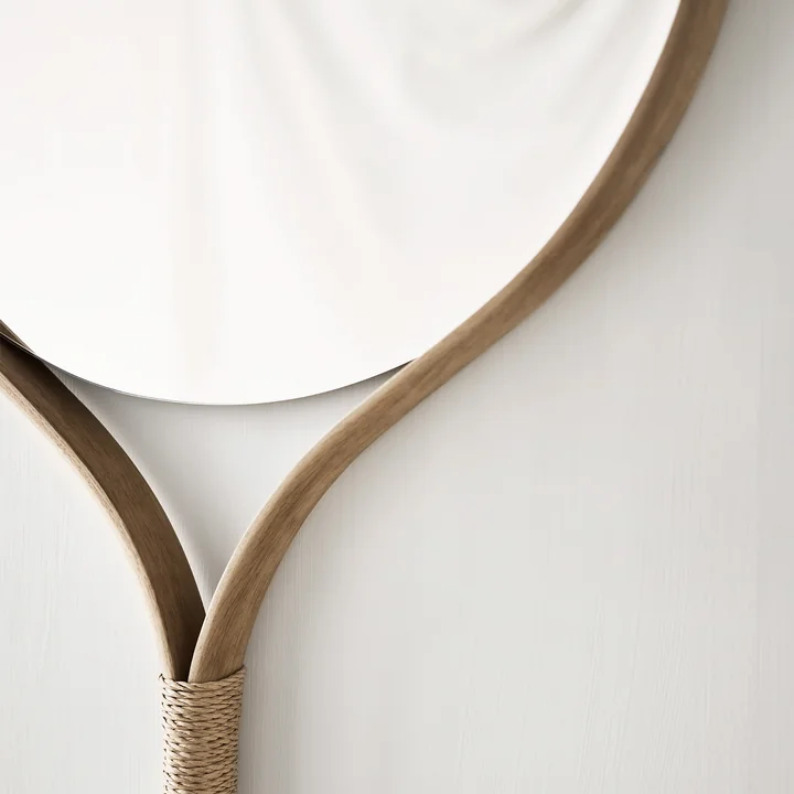 Bolia - Racquet Wandspiegel 101 x 70 x 5 cm rund, Eiche geseift