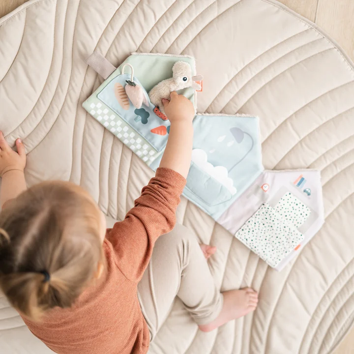 Stoffbuch von Done by Deer