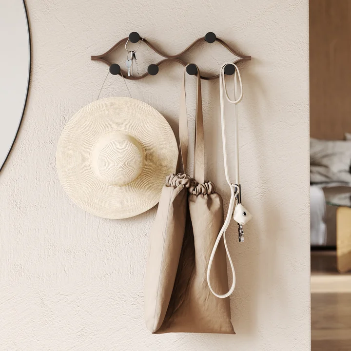 Montage Wandgardrobe, schwarz / walnuss von Umbra