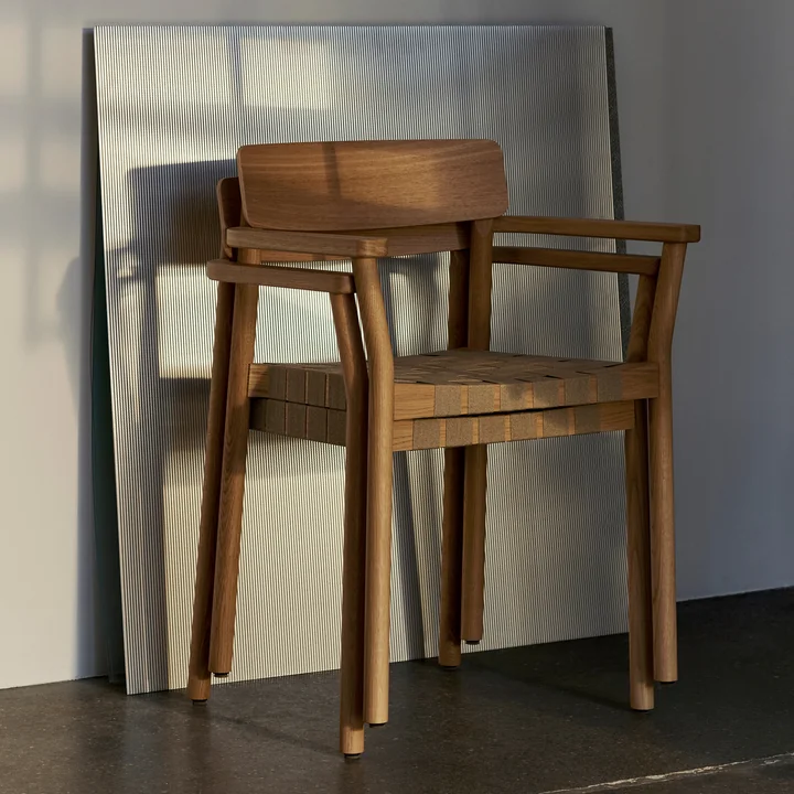 Betty TK9 Armlehnstuhl, Eiche natur / Gewebe natur von &Tradition