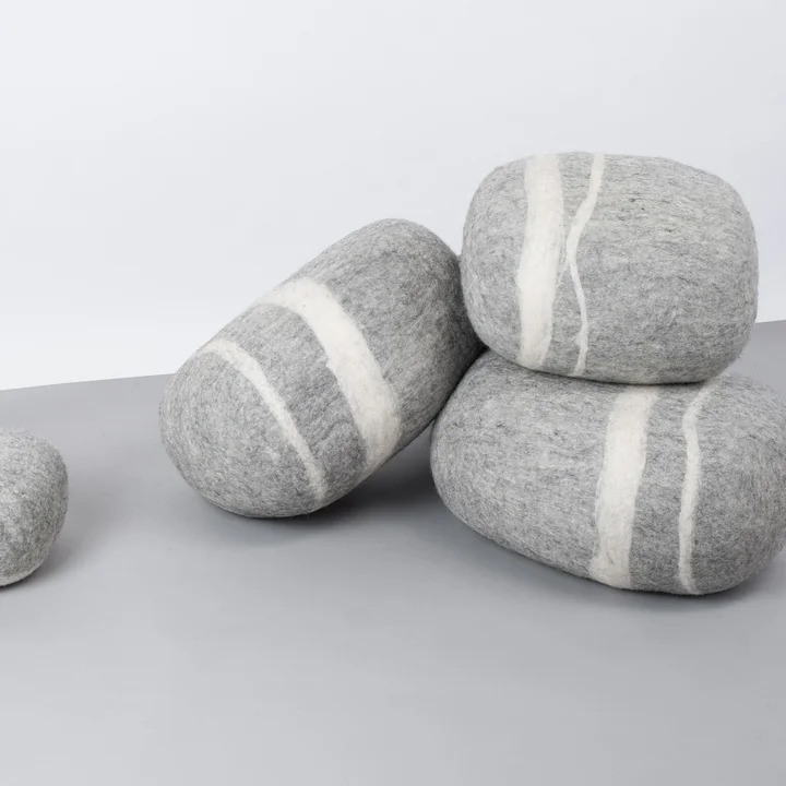 myfelt - Kieselstein Pouf Carl hellgrau meliert