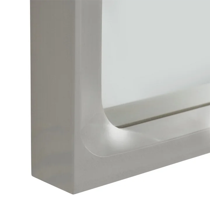 Arced Spiegel, hellgrau von Muuto