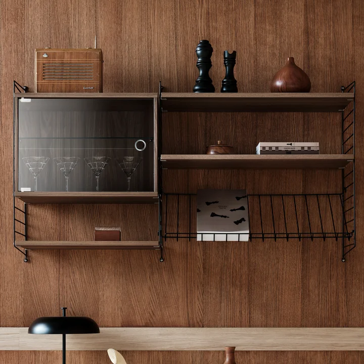 String - Vitrine mit Glasschwingtür, B 58 x T 30 cm, Walnuss