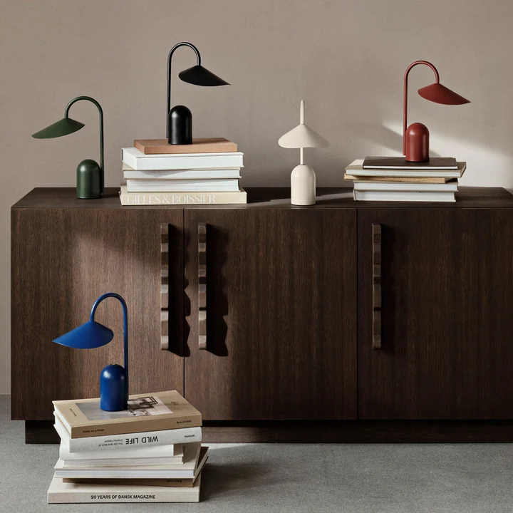 Arum Akku LED-Tischleuchte, Gruppe von Ferm Living