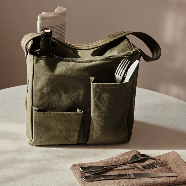 Bark Picknicktasche, olive von Ferm Living