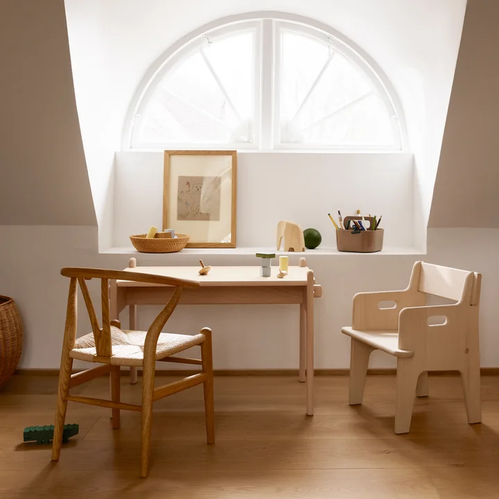 Carl Hansen - CH24 Wishbone Kinderstuhl